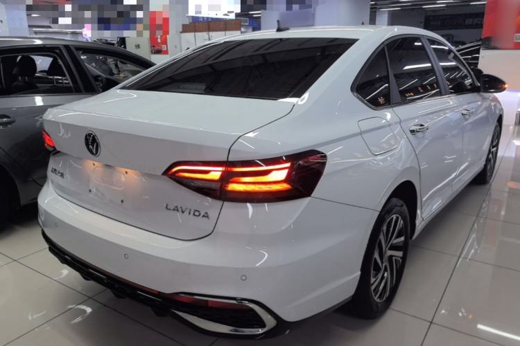 Used Volkswagen Lavida 2024 1.5L Automatic Starry Sky 5 Million Edition Rear Right 45 Deg