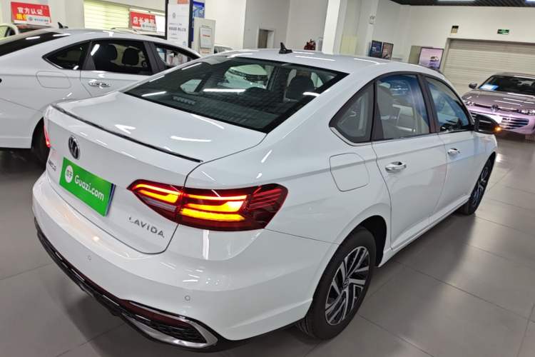 Used Volkswagen Lavida 2024 300TSI DSG Starry Sky Leading Edition Rear Right 45 Deg