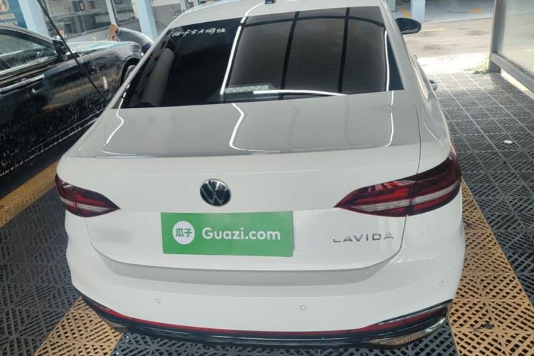 Used Volkswagen Lavida 2024 1.5L Automatic Starry Sky 5 Million Edition Rear