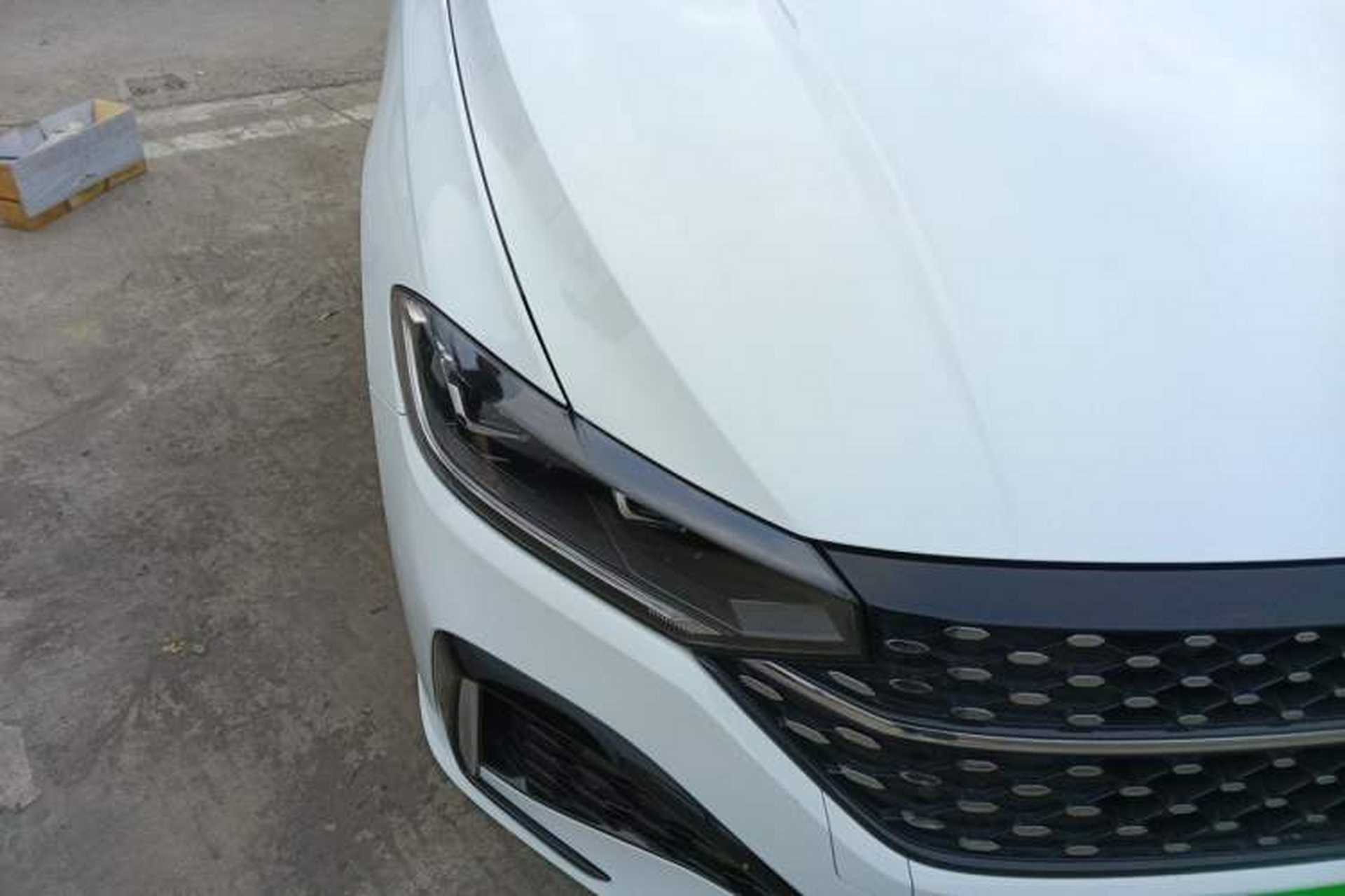 Used Volkswagen Lavida 2024 300TSI DSG Starry Sky Leading Edition Right Front Headlight
