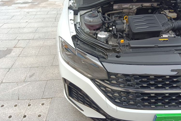Used Volkswagen Lavida 2024 1.5L Automatic Starry Sky 5 Million Edition Right Front Headlight