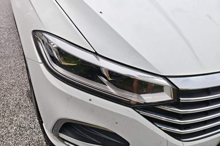 Used Volkswagen Lavida 2024 1.5L Automatic 5 Million Edition Right Front Headlight
