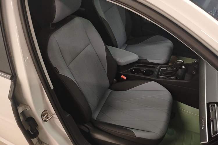 Used Volkswagen Lavida 2024 1.5L Automatic Starry Sky 5 Million Edition Right Front Seat