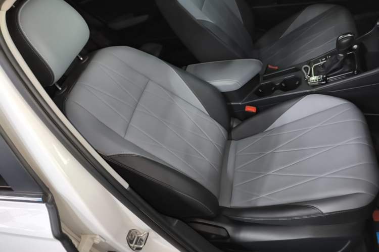 Used Volkswagen Lavida 2024 1.5L Automatic Starry Sky 5 Million Edition Right Front Seat