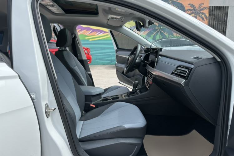 Used Volkswagen Lavida 2024 1.5L Automatic Starry Sky 5 Million Edition Right Front Seat