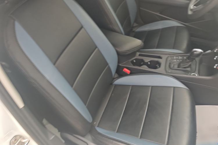 Used Volkswagen Lavida 2024 1.5L Automatic DeYi Edition Right Front Seat