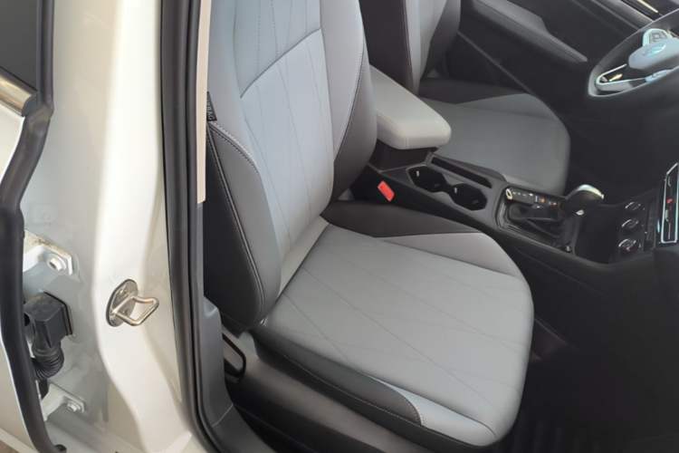Used Volkswagen Lavida 2024 1.5L Automatic Starry Sky 5 Million Edition Right Front Seat