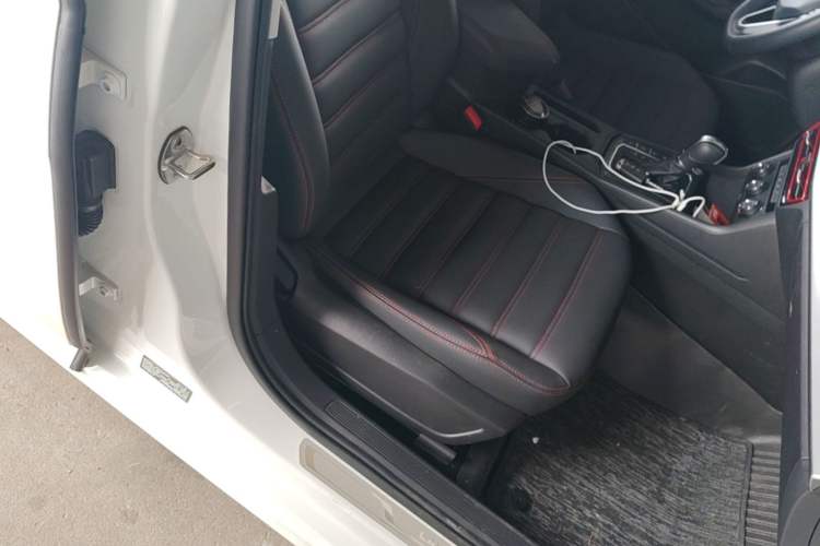 Used Volkswagen Lavida 2024 300TSI DSG Starry Sky Deluxe Edition Right Front Seat