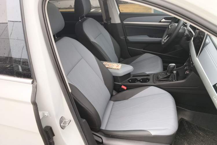 Used Volkswagen Lavida 2024 1.5L Automatic 5 Million Edition Right Front Seat