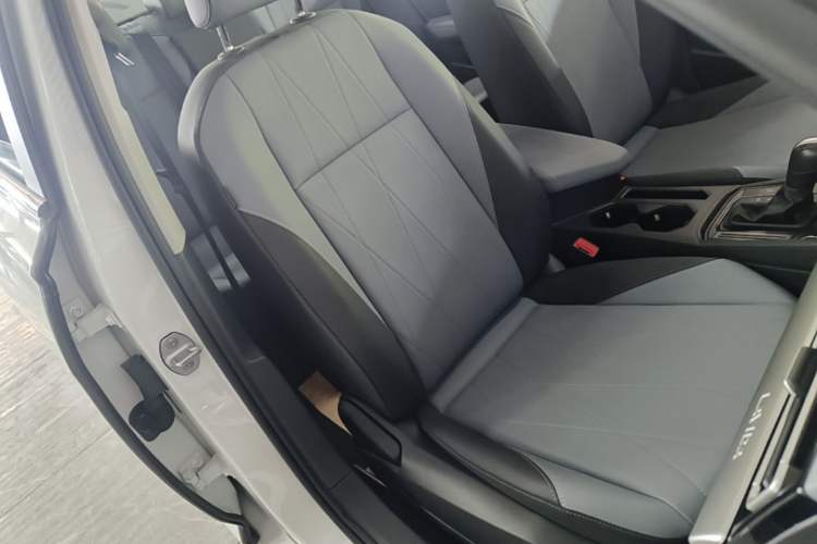 Used Volkswagen Lavida 2024 1.5L Automatic 5 Million Edition Right Front Seat