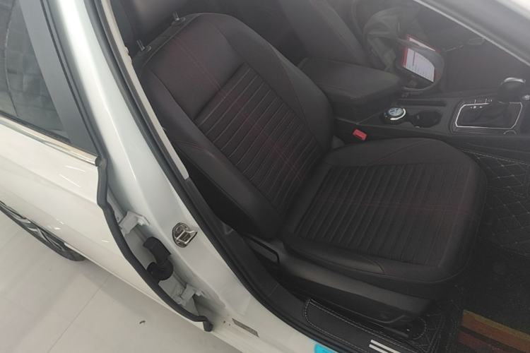 Used Volkswagen Lavida 2024 300TSI DSG Starry Sky Deluxe Edition Right Front Seat