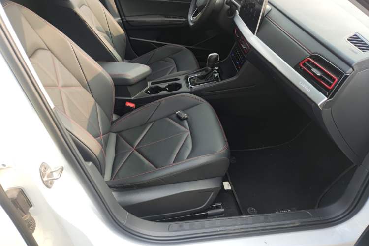 Used Volkswagen Lavida 2024 300TSI DSG Starry Sky Leading Edition Right Front Seat