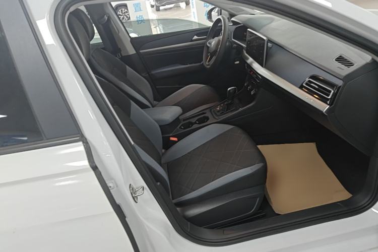 Used Volkswagen Lavida 2024 1.5L Automatic DeYi Edition Right Front Seat