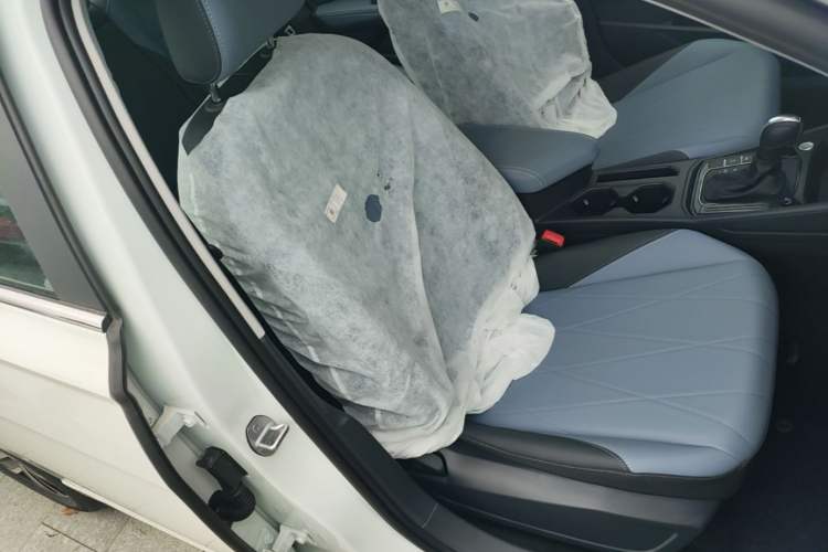 Used Volkswagen Lavida 2024 1.5L Automatic Starry Sky 5 Million Edition Right Front Seat