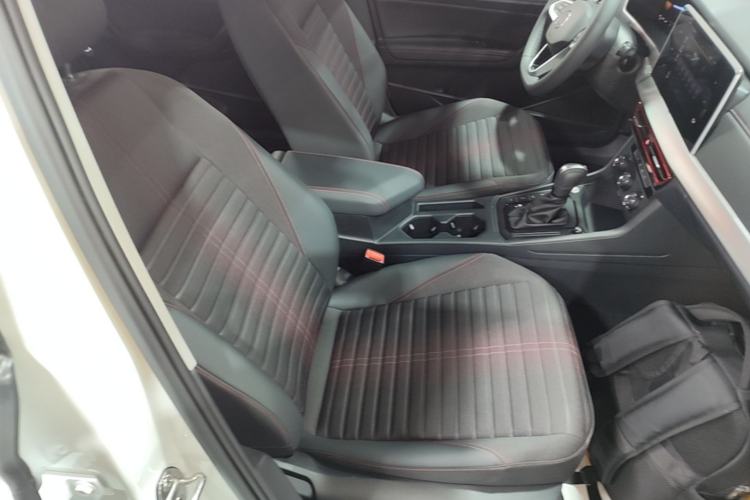 Used Volkswagen Lavida 2024 300TSI DSG Starry Sky Deluxe Edition Right Front Seat