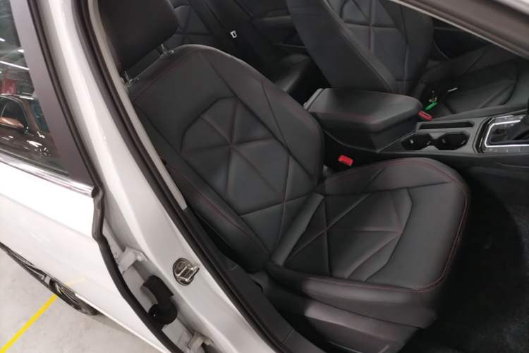 Used Volkswagen Lavida 2024 300TSI DSG Starry Sky Leading Edition Right Front Seat