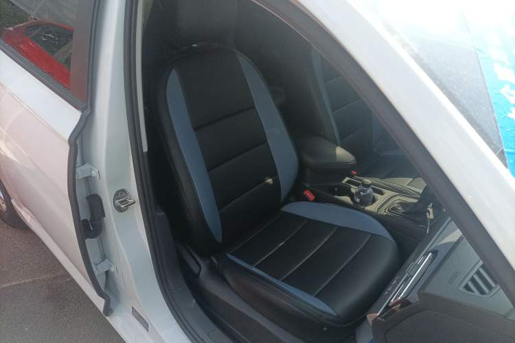 Used Volkswagen Lavida 2024 1.5L Automatic DeYi Edition Right Front Seat