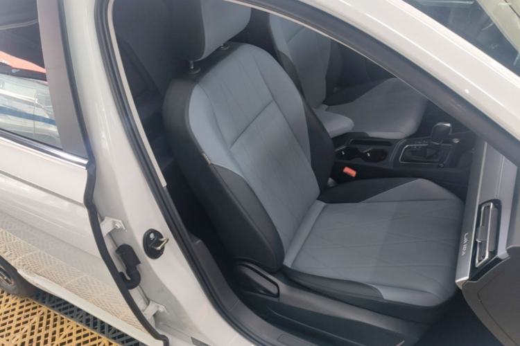 Used Volkswagen Lavida 2024 1.5L Automatic Starry Sky 5 Million Edition Right Front Seat