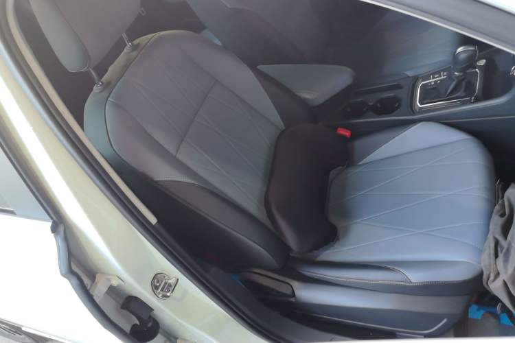 Used Volkswagen Lavida 2024 1.5L Automatic Starry Sky 5 Million Edition Right Front Seat