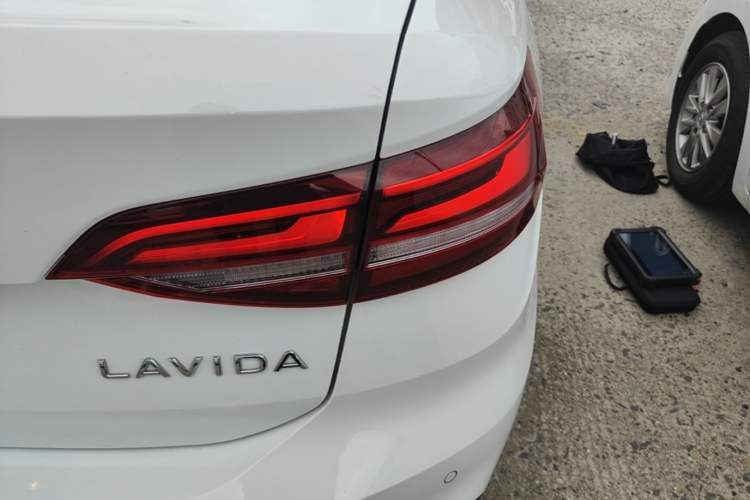 Used Volkswagen Lavida 2024 1.5L Automatic 5 Million Edition Right Rear Taillight