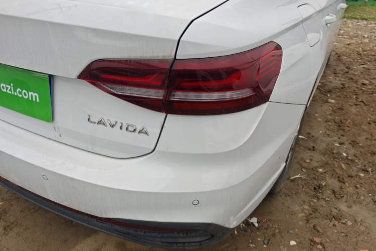 Used Volkswagen Lavida 2024 1.5L Automatic DeYi Edition Right Rear Taillight