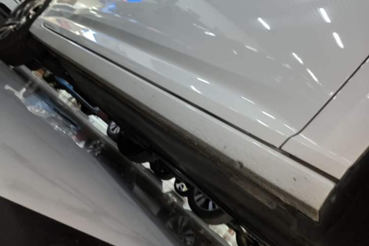 Used Volkswagen Lavida 2024 1.5L Automatic Starry Sky 5 Million Edition Right Side Sill