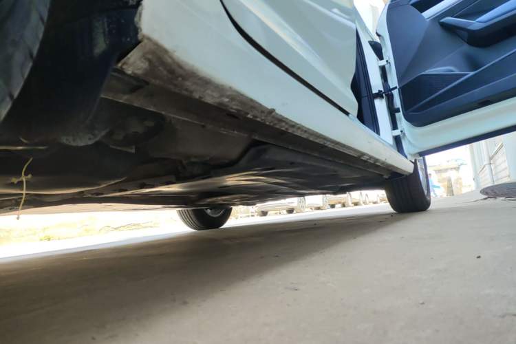Used Volkswagen Lavida 2024 1.5L Automatic DeYi Edition Right Side Sill