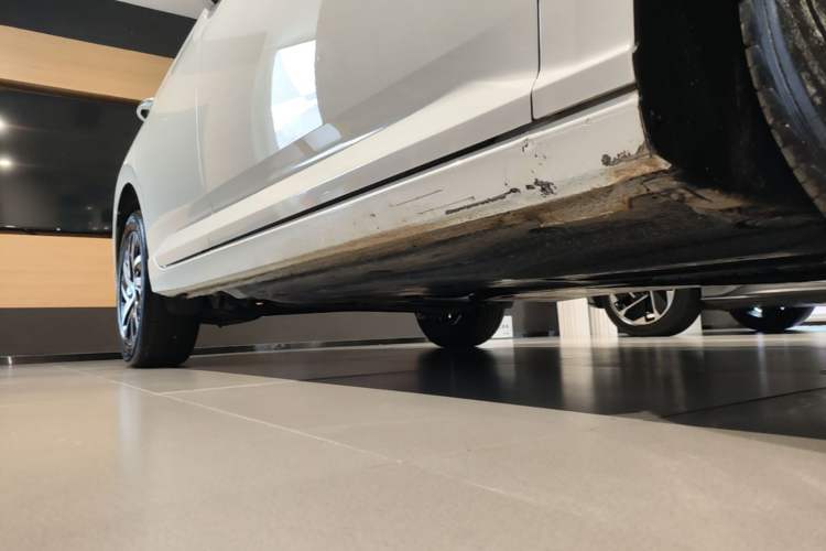Used Volkswagen Lavida 2024 300TSI DSG Starry Sky Leading Edition Right Side Sill