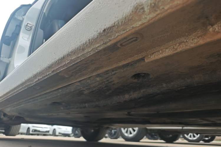 Used Volkswagen Lavida 2024 1.5L Automatic DeYi Edition Right Side Sill