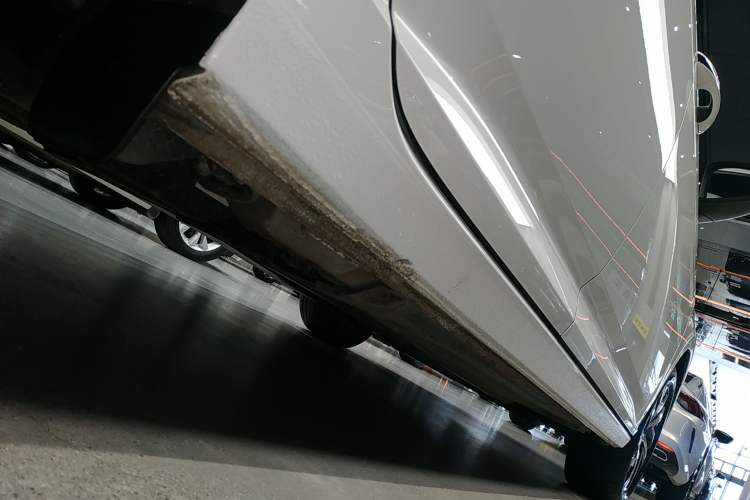 Used Volkswagen Lavida 2024 300TSI DSG Starry Sky Deluxe Edition Right Side Sill