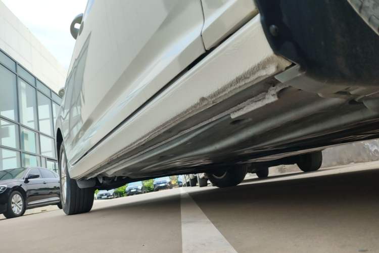 Used Volkswagen Lavida 2024 1.5L Automatic DeYi Edition Right Side Sill