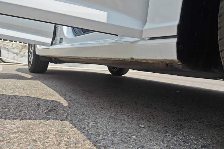 Used Volkswagen Lavida 2024 300TSI DSG Starry Sky Leading Edition Right Side Sill