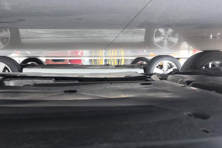Used Volkswagen Lavida 2024 1.5L Automatic Starry Sky 5 Million Edition Right Side Sill