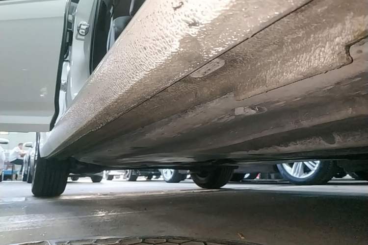 Used Volkswagen Lavida 2024 300TSI DSG Starry Sky Deluxe Edition Right Side Sill