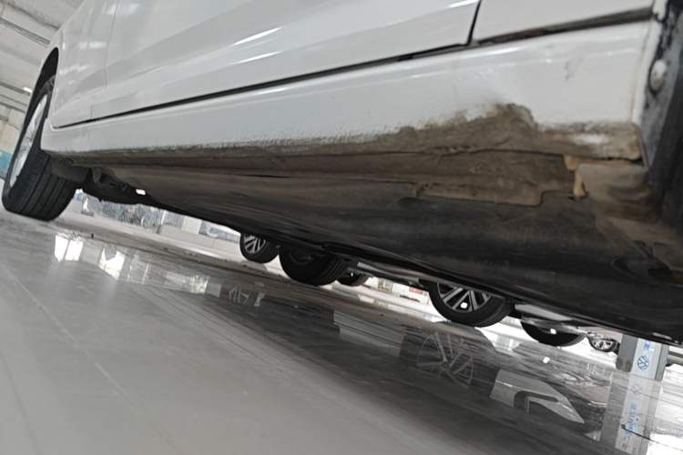Used Volkswagen Lavida 2024 1.5L Automatic DeYi Edition Right Side Sill