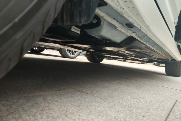 Used Volkswagen Lavida 2024 1.5L Automatic Starry Sky 5 Million Edition Right Side Sill