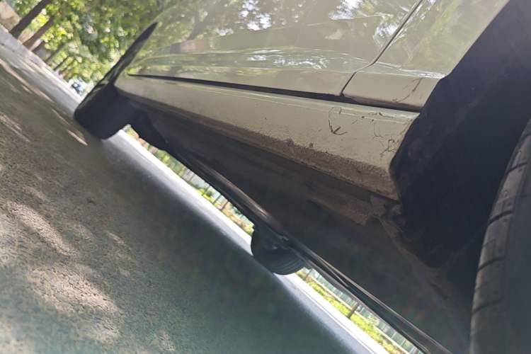Used Volkswagen Lavida 2024 1.5L Automatic 5 Million Edition Right Side Sill