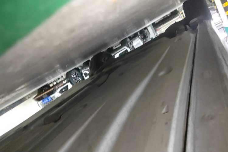 Used Volkswagen Lavida 2024 300TSI DSG Starry Sky Deluxe Edition Right Side Sill