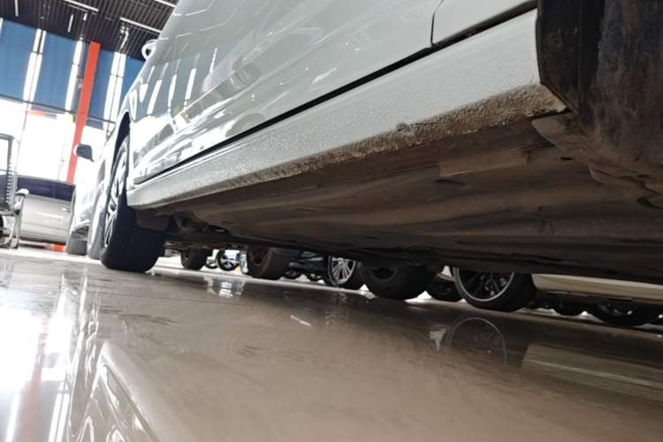 Used Volkswagen Lavida 2024 300TSI DSG Starry Sky Deluxe Edition Right Side Sill