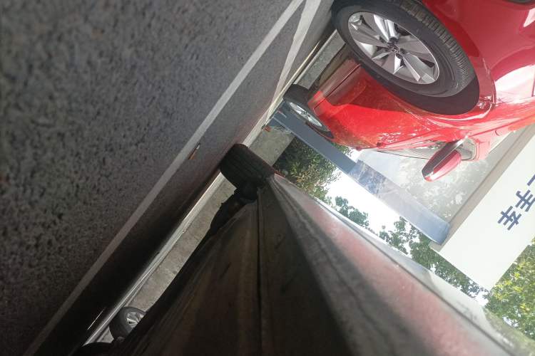 Used Volkswagen Lavida 2024 1.5L Automatic DeYi Edition Right Side Sill