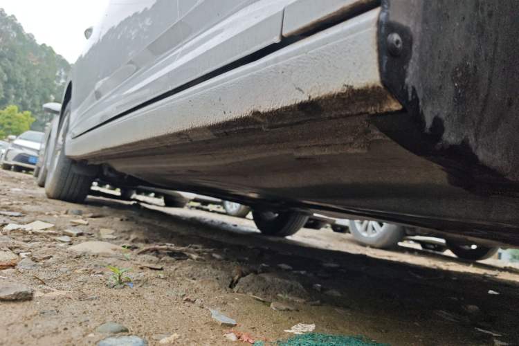 Used Volkswagen Lavida 2024 1.5L Automatic DeYi Edition Right Side Sill