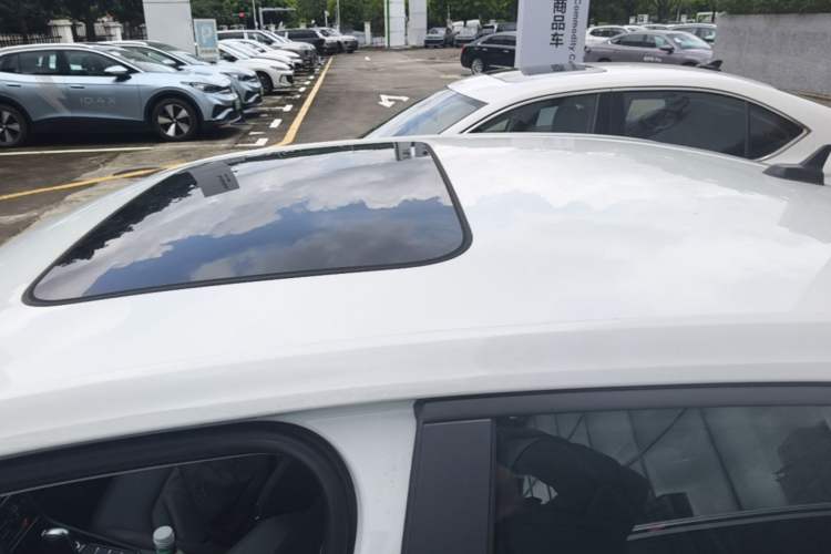 Used Volkswagen Lavida 2024 300TSI DSG Starry Sky Leading Edition Roof