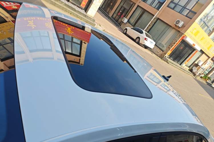 Used Volkswagen Lavida 2024 1.5L Automatic Starry Sky 5 Million Edition Roof