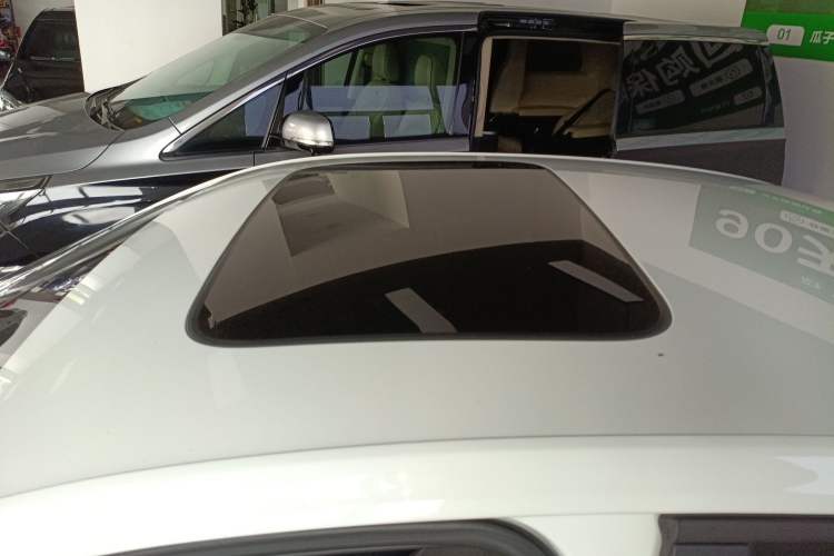 Used Volkswagen Lavida 2024 300TSI DSG Starry Sky Deluxe Edition Roof