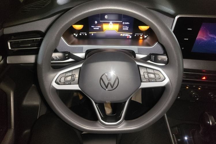 Used Volkswagen Lavida 2024 1.5L Automatic DeYi Edition Steering Wheel