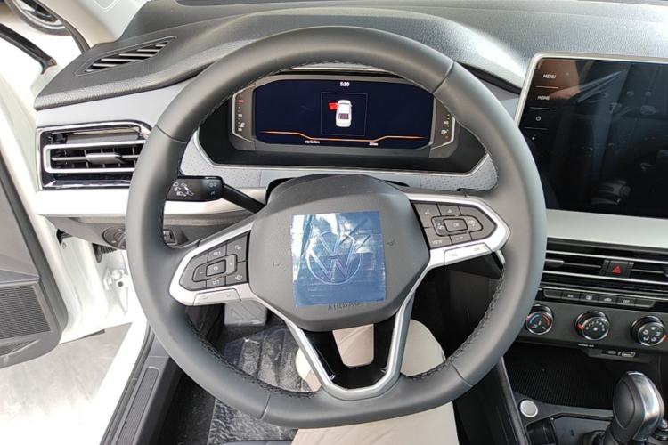 Used Volkswagen Lavida 2024 1.5L Automatic Starry Sky 5 Million Edition Steering Wheel