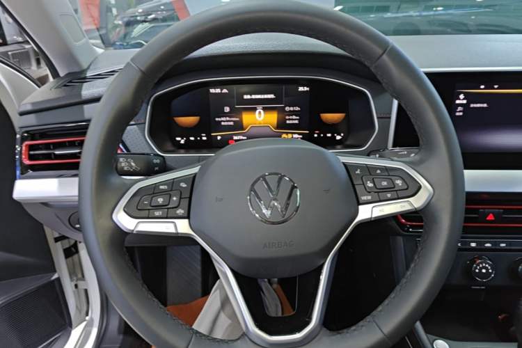 Used Volkswagen Lavida 2024 300TSI DSG Starry Sky Deluxe Edition Steering Wheel