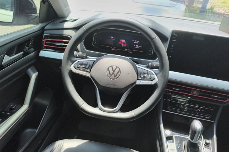 Used Volkswagen Lavida 2024 300TSI DSG Starry Sky Leading Edition Steering Wheel