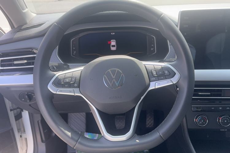 Used Volkswagen Lavida 2024 1.5L Automatic Starry Sky 5 Million Edition Steering Wheel