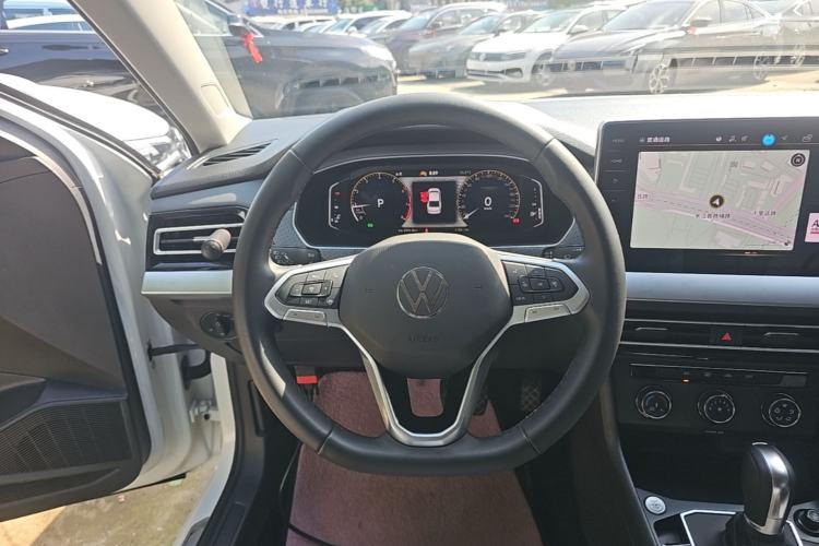 Used Volkswagen Lavida 2024 1.5L Automatic Starry Sky 5 Million Edition Steering Wheel